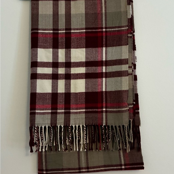 GAP Accessories - GAP Red and Tan Plaid Scarf